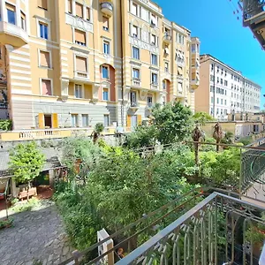L'alcova B&b, A Due Passi Dal Centro Appartement